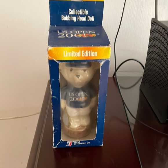 2001 US Open collectible bobble head.  Box has wear and tear but item is mint. - Picture 1 of 1